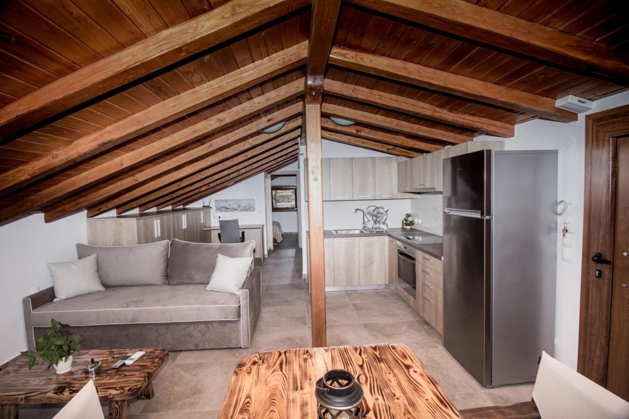 Golden Attic Apartment เนอาโรดา ภายนอก รูปภาพ